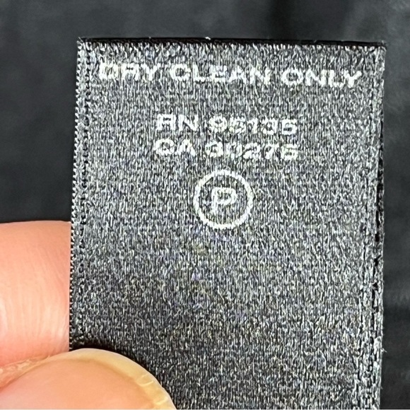 LAFAYETTE 148 Black Viscose Cowl Neck Top Shimmery Back Zipper Embroidered XL - Picture 9 of 16